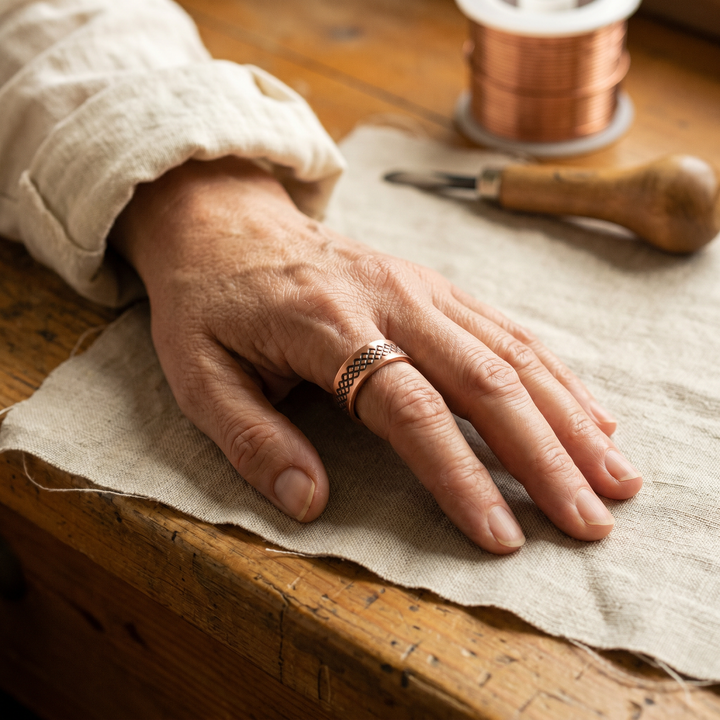 Grid Copper Ring
